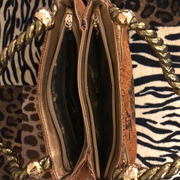 Vintage Granny Bag - Picture 10 of 14